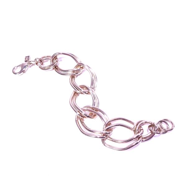 Banana Republic Women's Gold Double Link Chunky Glamour Bracelet NWT 45 - Picture 2 of 7